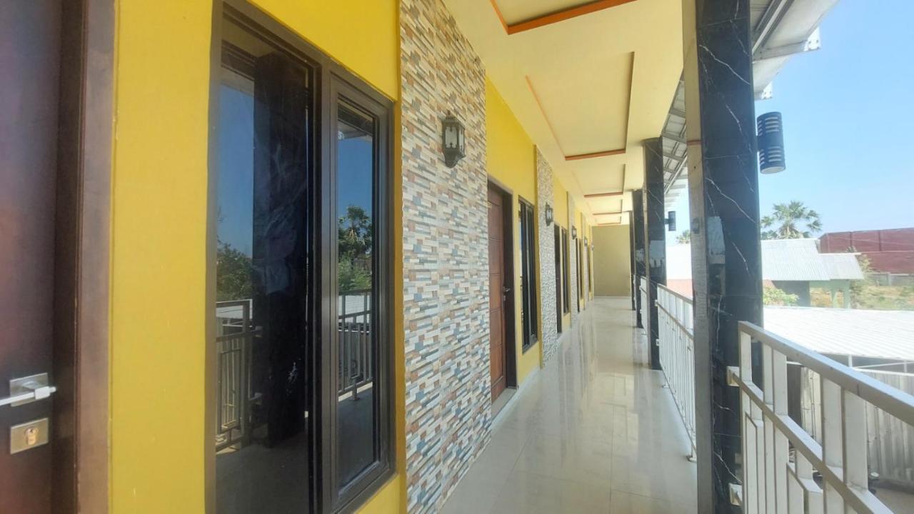 Sasando Residence Kupang Купанг Екстериор снимка