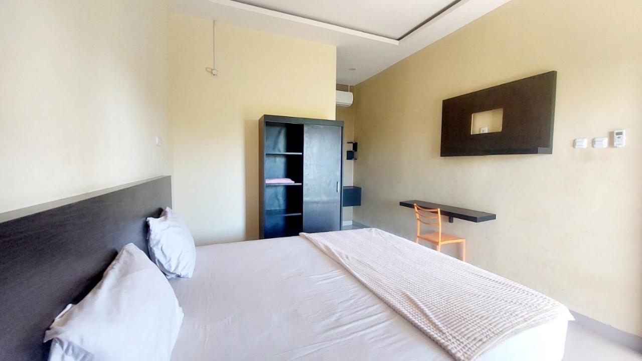 Sasando Residence Kupang Купанг Екстериор снимка