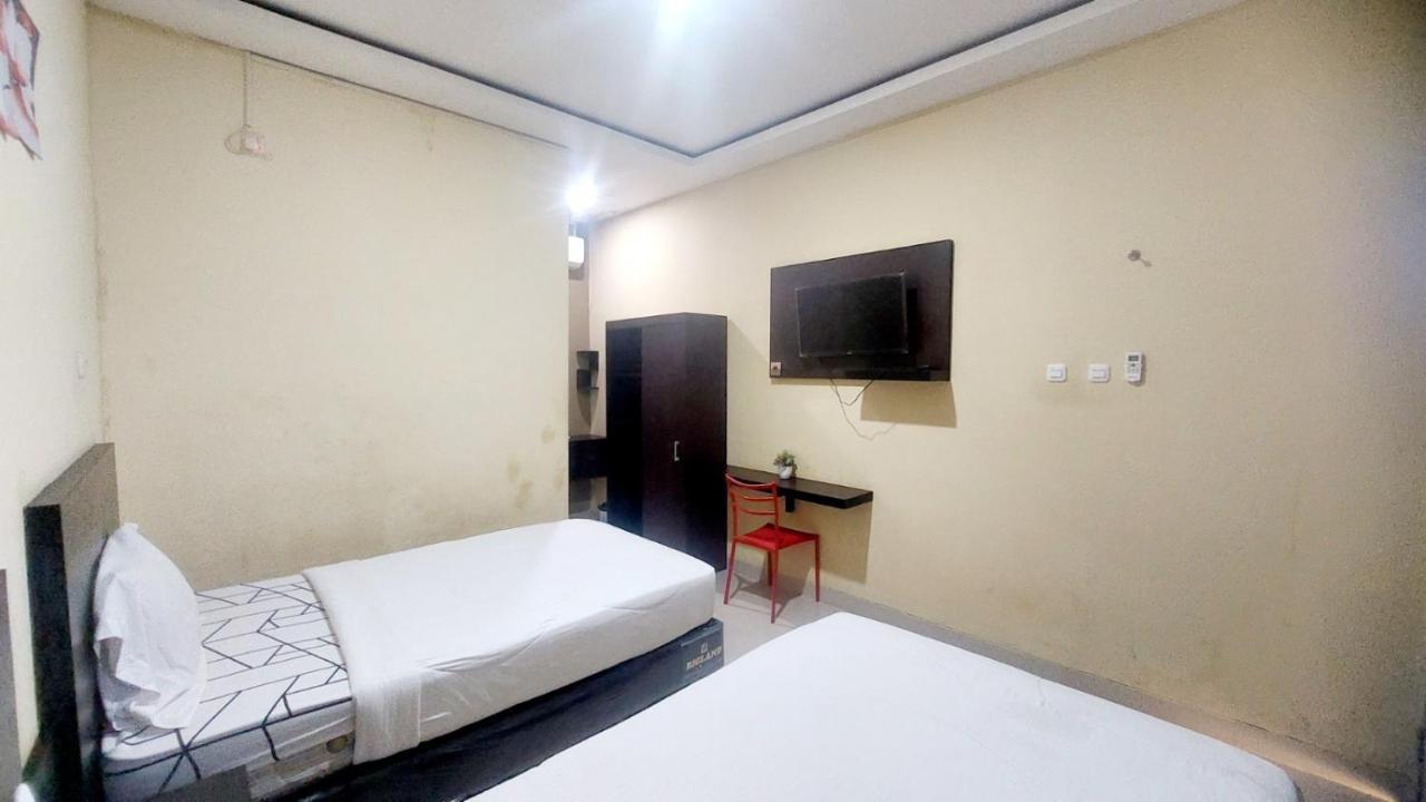Sasando Residence Kupang Купанг Екстериор снимка
