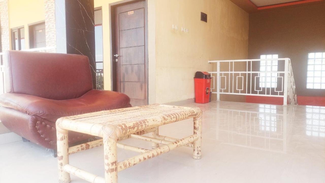 Sasando Residence Kupang Купанг Екстериор снимка