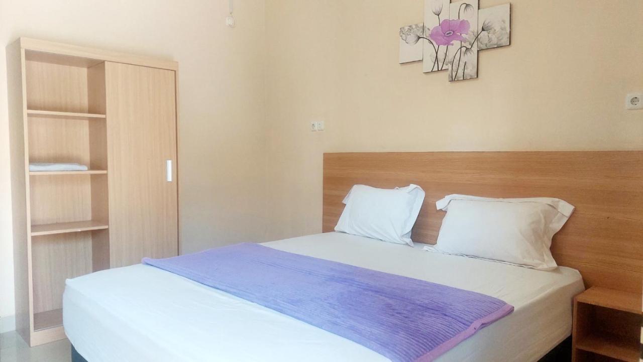 Sasando Residence Kupang Купанг Екстериор снимка