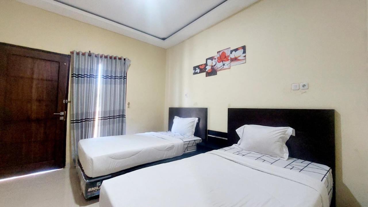 Sasando Residence Kupang Купанг Екстериор снимка