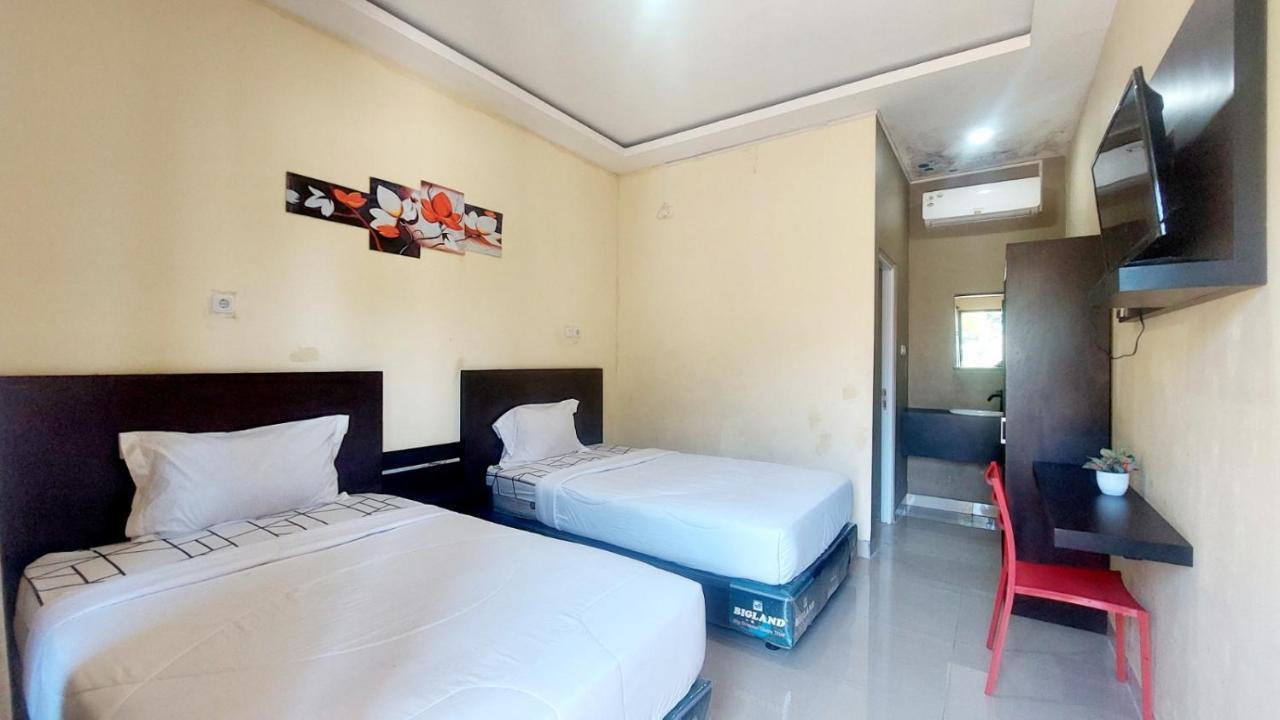 Sasando Residence Kupang Купанг Екстериор снимка