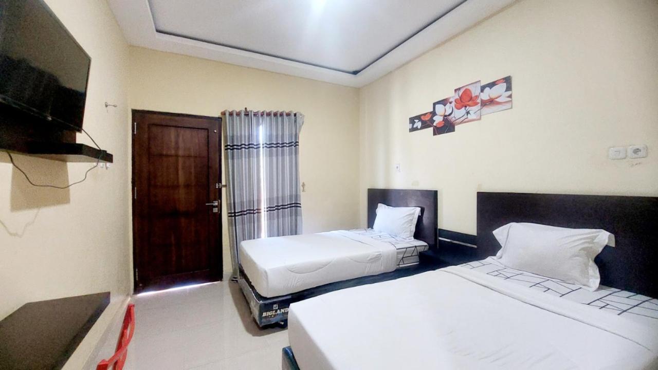 Sasando Residence Kupang Купанг Екстериор снимка