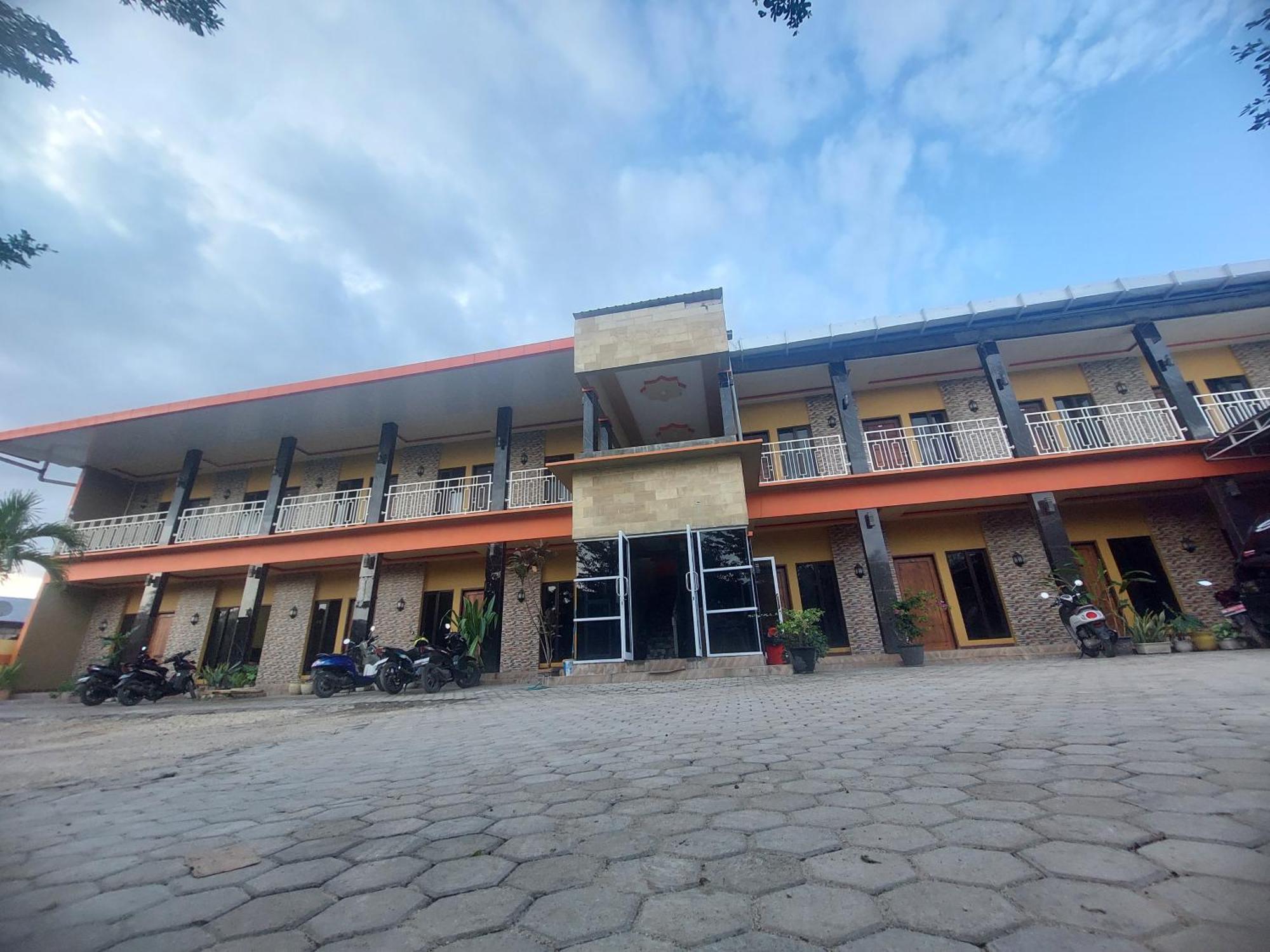 Sasando Residence Kupang Купанг Екстериор снимка