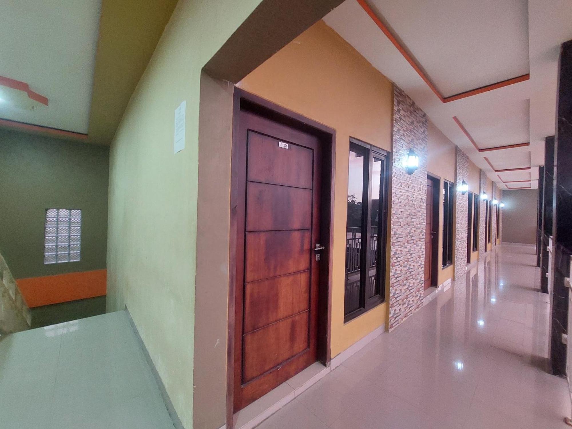 Sasando Residence Kupang Купанг Екстериор снимка
