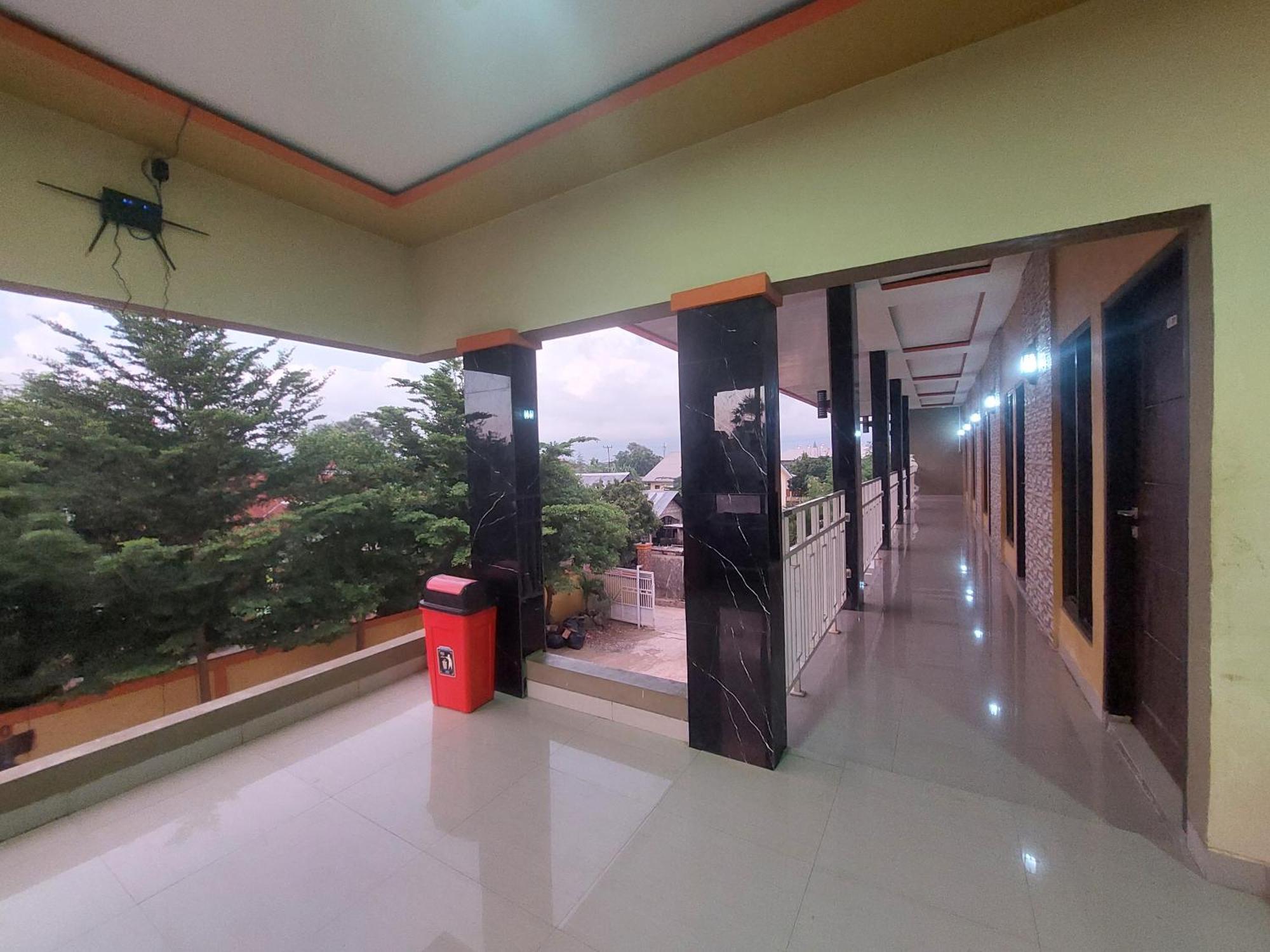 Sasando Residence Kupang Купанг Екстериор снимка